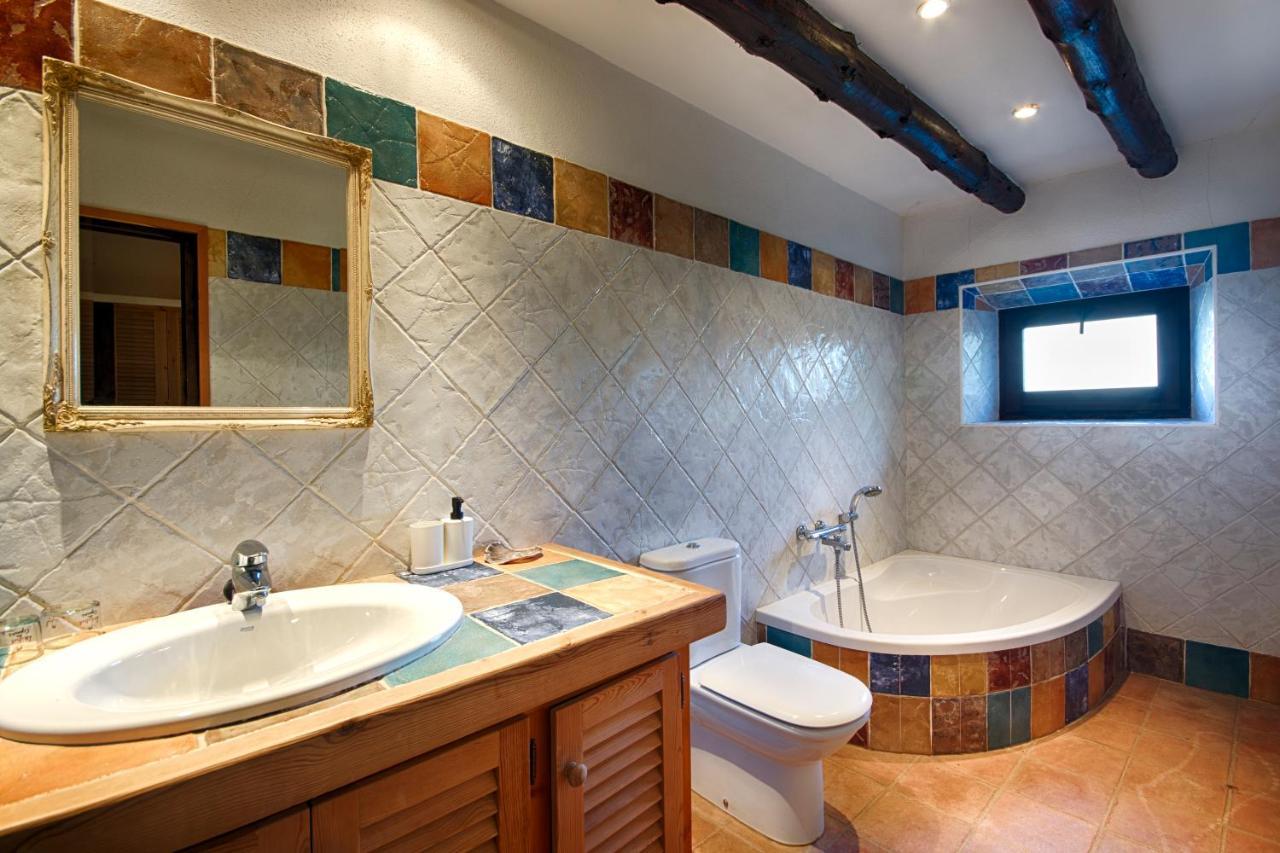 Mas Arnau - Luxury Villa & Relax Cistella Luaran gambar